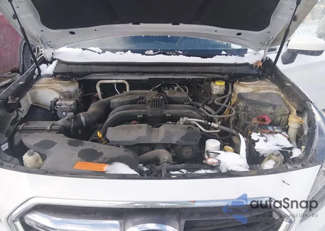 2018 Subaru Outback 2.5I Premium z USA, uszkodzony, nr VIN 4S4BSACC9J3335266